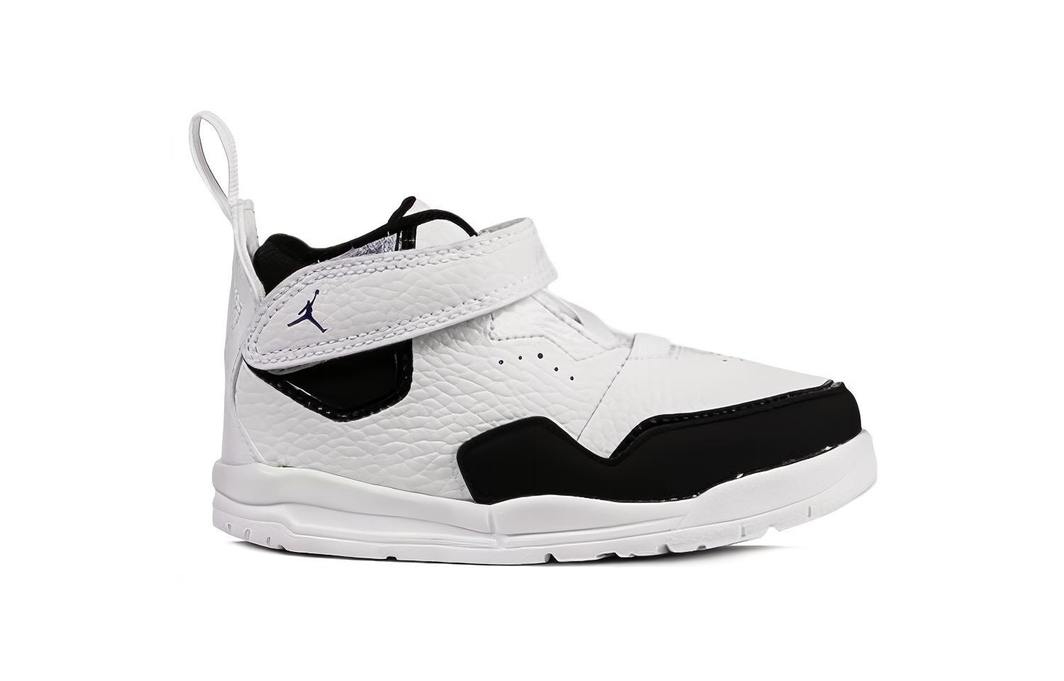 Order (TD) Air Jordan Courtside 23 Putih/Hitam AQ7735-104