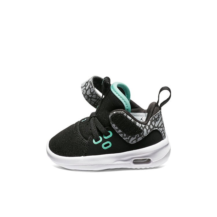 Lookbook (TD) Air Jordan First Class 'Hitam Emerald' AJ7316-031