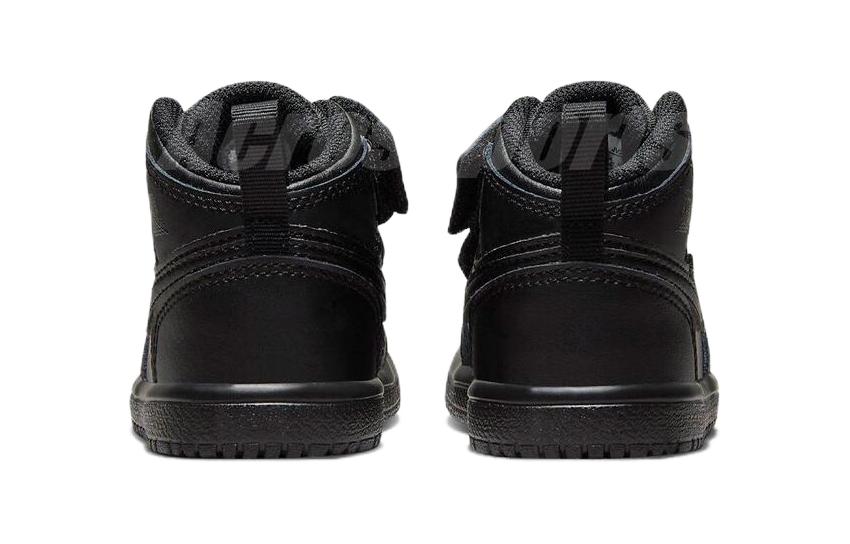 Shop 嬰幼兒 Jordan 系帶舒適 防滑防踢 高筒 兒童板鞋 黑色