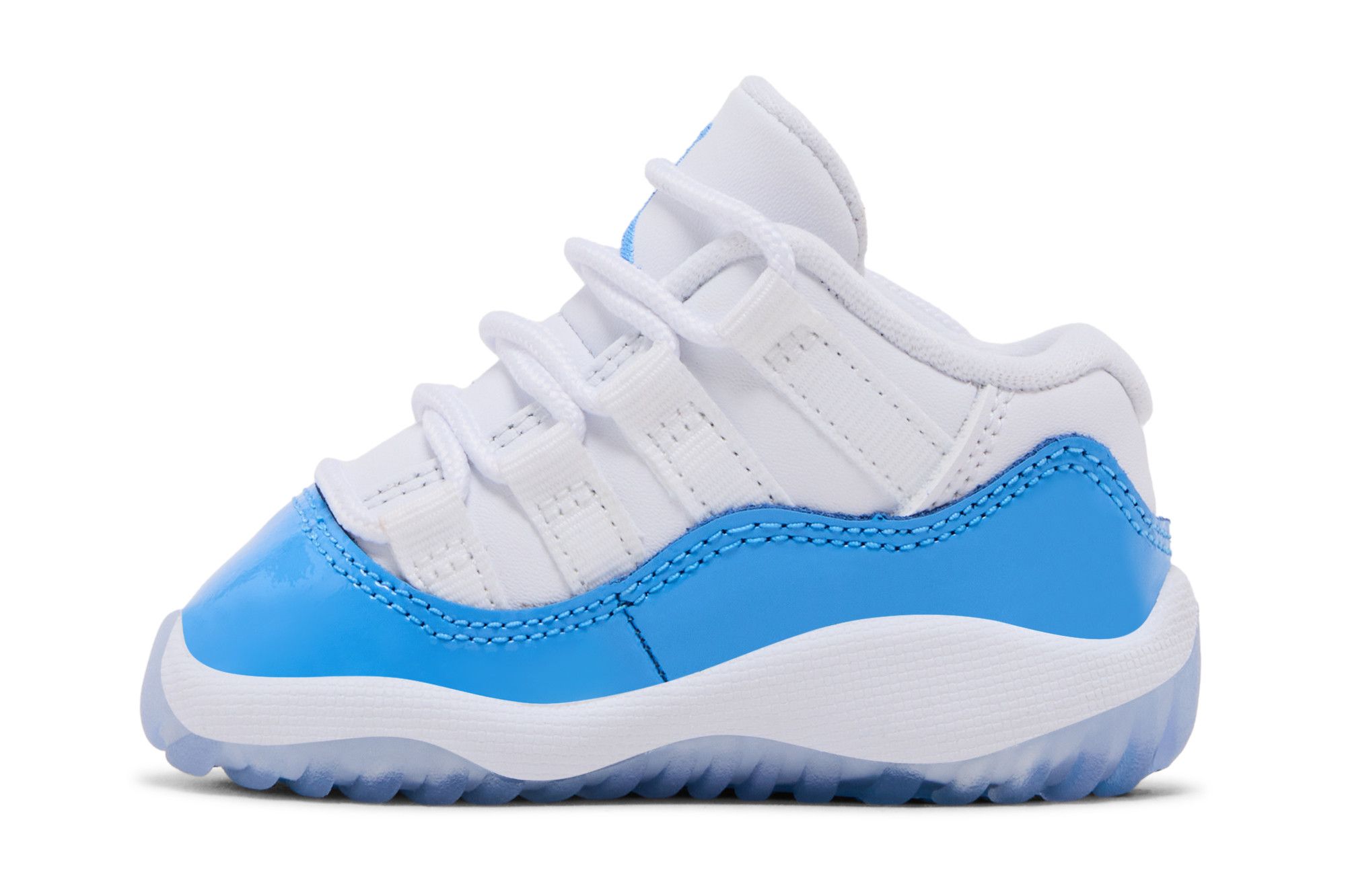 Lookbook (TD) Air Jordan 11 Retro Low 2026 ''University Blue'' FV5120-100