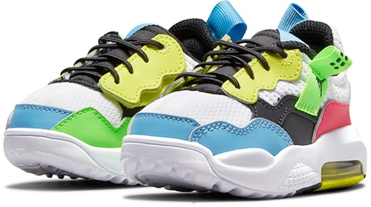 (TD) Sepatu Lari Air Jordan MA2 Putih/Biru/Merah CW6596-110 Lookbook (TD) Sepatu Lari Air Jordan MA2 Putih/Biru/Merah CW6596-110