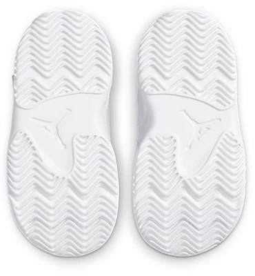 (TD) Air Jordan Max Aura 2 ''Blanc Noir'' CN8096-107 Details for (TD) Air Jordan Max Aura 2 ''Blanc Noir'' CN8096-107