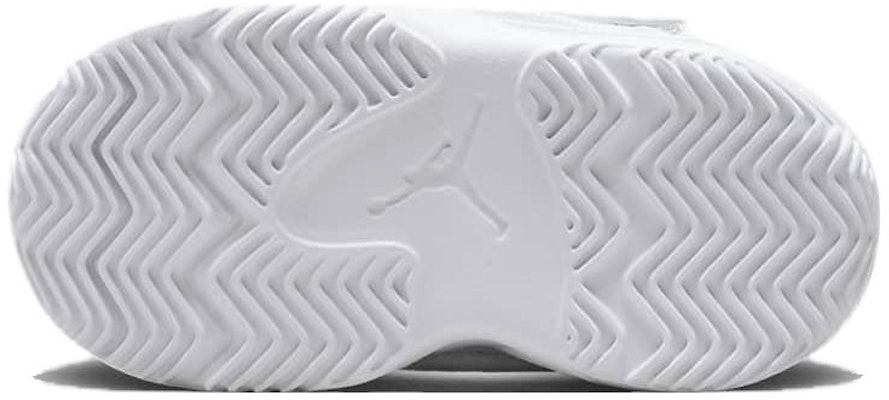 (TD) Air Jordan Max Aura 4 'Putih' DQ8402-101 Details for (TD) Air Jordan Max Aura 4 'Putih' DQ8402-101