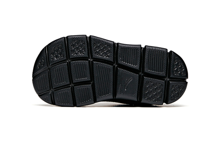 Purchase (TD) 安踏运动鞋‘黑绿’ A332130009A-4