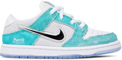 (Toddler) April Skateboards x Nike Dunk Low SB 'Turbo Green' FZ6107-300 (Toddler) April Skateboards x Nike Dunk Low SB 'Turbo Green' FZ6107-300