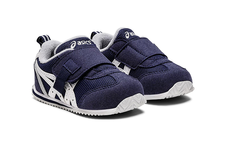 Lookbook 亞瑟士 Asics 幼童 低幫透氣魔術貼跑步鞋 深藍