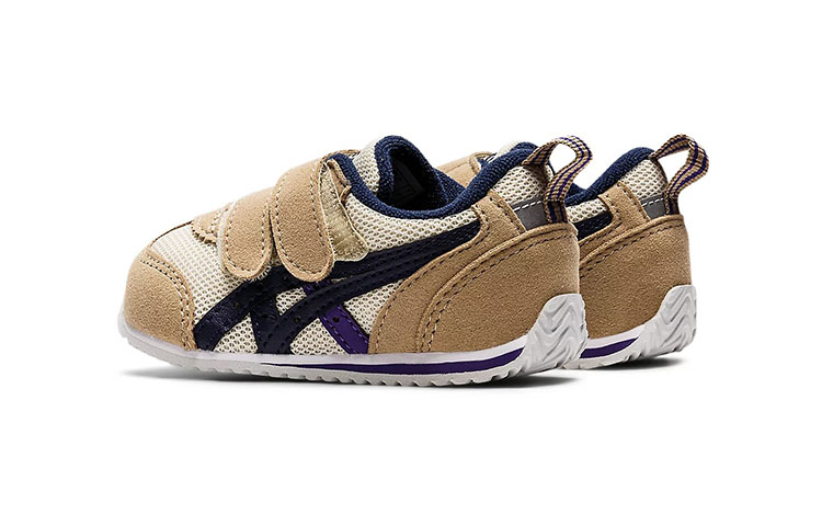 Shop (TD) ASICS Idaho Baby 4 "棕色黑色" 婴儿运动鞋 1144A235-200