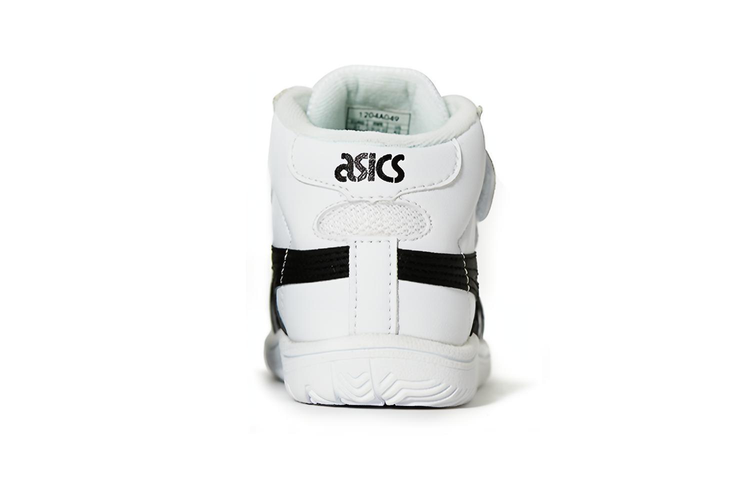 Shop (Toddler) ASICS Japan L Sneakers/Shoes 1204A049-101