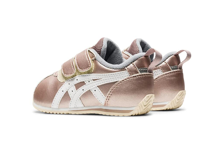 Shop (TD) ASICS TD Corsair SH Sportschoenen Rose-Gold 1144A093-700