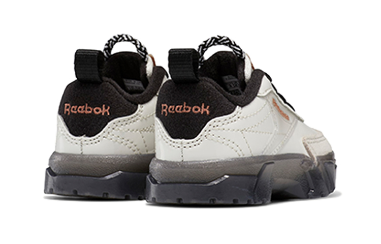 Shop (TD) 카디 비 x 리복 클럽 C '초크' H69139