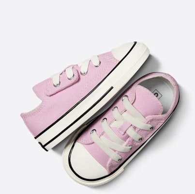(TD) Converse Chuck 70 1V OX Stardust Lilac Egret Anak Sneaker Pink Warna Pink. A09862C Shop (TD) Converse Chuck 70 1V OX Stardust Lilac Egret Anak Sneaker Pink Warna Pink. A09862C
