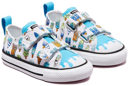 (TD) Converse Chuck Taylor All Star 2V 'Putih Biru' A01209C Lookbook (TD) Converse Chuck Taylor All Star 2V 'Putih Biru' A01209C