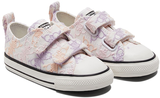 (TD) 匡威Chuck Taylor All Star低帮 易穿款'蝴蝶刺绣-淡紫色' A01618C Lookbook (TD) 匡威Chuck Taylor All Star低帮 易穿款'蝴蝶刺绣-淡紫色' A01618C