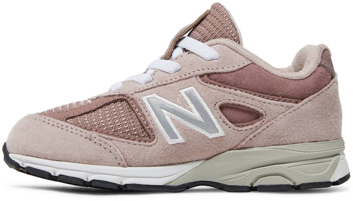 (Toddler) KITH x New Balance 990v4 'Dusty Rose' IV990KT1 Lookbook (Toddler) KITH x New Balance 990v4 'Dusty Rose' IV990KT1