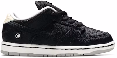 (Toddler) Medicom Toy x Nike SB Dunk Low 'BE@RBRICK' DC1629-001 (Toddler) Medicom Toy x Nike SB Dunk Low 'BE@RBRICK' DC1629-001
