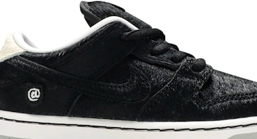 (TD) Medicom Toy x Nike SB Dunk Low 'BE@RBRICK' Lelaki Kasut Sneakers DC1629-001 Order (TD) Medicom Toy x Nike SB Dunk Low 'BE@RBRICK' Lelaki Kasut Sneakers DC1629-001