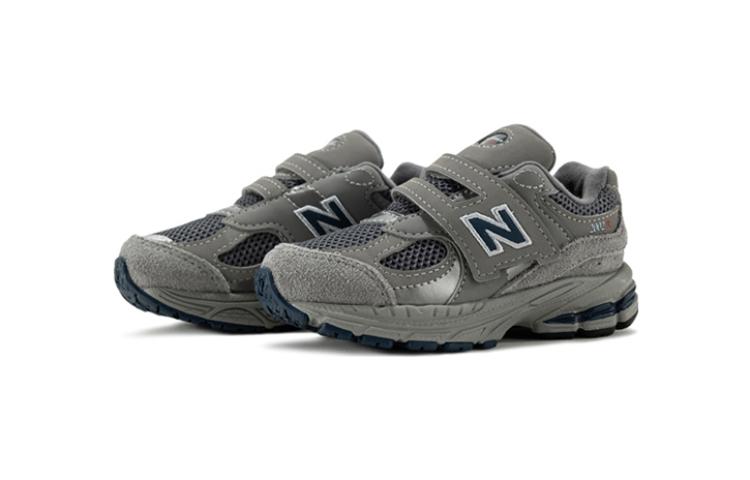 Lookbook 嬰兒 New Balance NB 2002R 防滑耐磨 低筒 跑步鞋 灰色