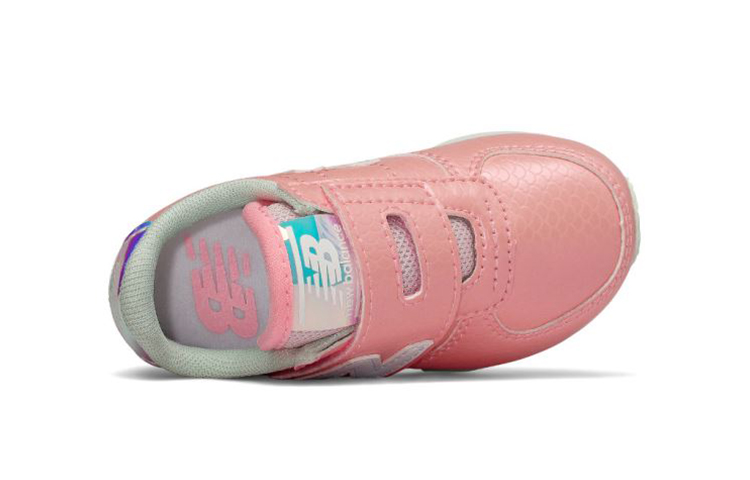 Lookbook (TD) New Balance 220 K Scarpe ''Rosa'' IV220M1
