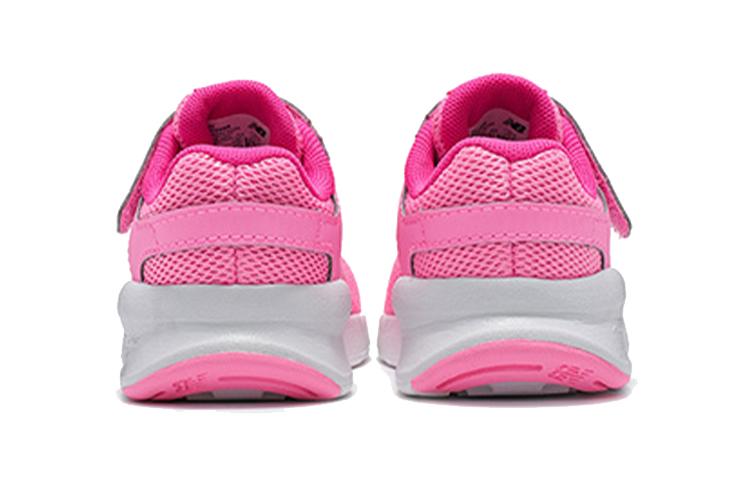 Shop 嬰兒 New Balance 24系列 耐磨防滑 低筒休閒跑步鞋 粉紅色