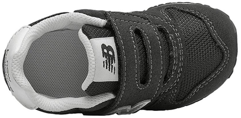 (TD) New Balance 373 V2 'Hitam Putih' IZ373KB2 Lookbook (TD) New Balance 373 V2 'Hitam Putih' IZ373KB2