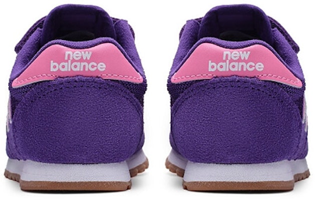 (TD) New Balance 520 Ungu IV520CD Lookbook (TD) New Balance 520 Ungu IV520CD