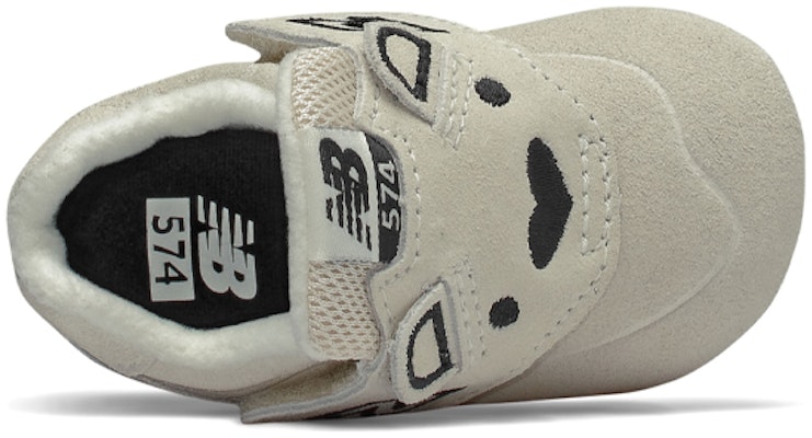 (TD) New Balance Juvenil 574 Clásico Cuna Crema CV574AQB Lookbook (TD) New Balance Juvenil 574 Clásico Cuna Crema CV574AQB