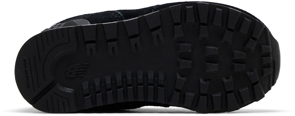 幼童 New Balance 574 Core 黑色 Shop 幼童 New Balance 574 Core 黑色
