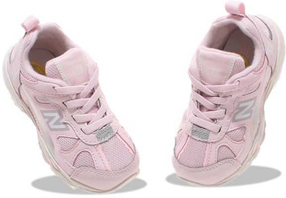 婴童 New Balance NB 878 低帮 運動休閒鞋 粉色 Lookbook 婴童 New Balance NB 878 低帮 運動休閒鞋 粉色