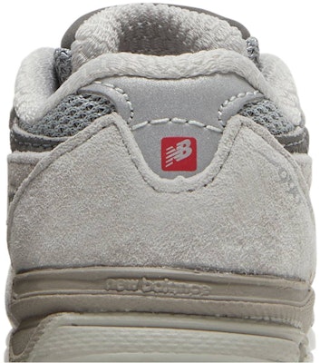(Toddler) New Balance 990v3 'Grey' IC990GY3 Sizing (Toddler) New Balance 990v3 'Grey' IC990GY3