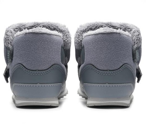 New Balance 996系列 透氣低筒雪靴 经典灰(魔術貼款) Shop New Balance 996系列 透氣低筒雪靴 经典灰(魔術貼款)