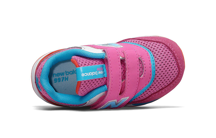 Lookbook (TD) New Balance 997H Biru 'Pink' IZ997HDC