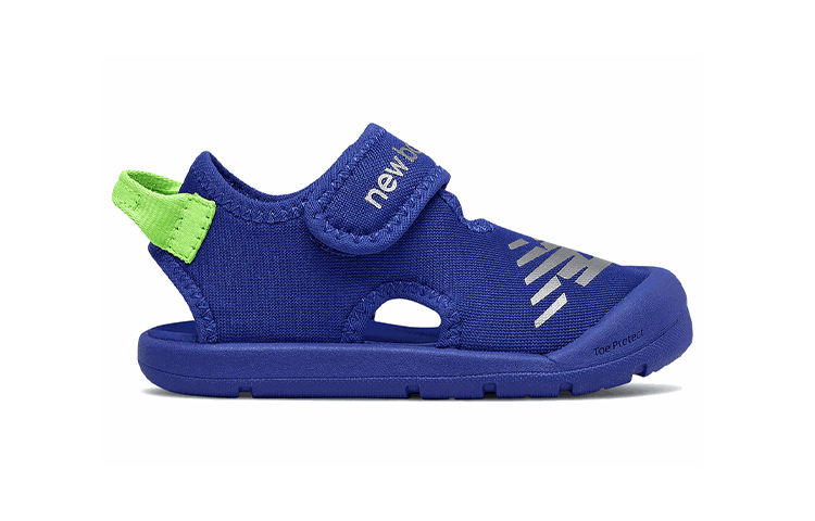 Order (TD) New Balance CRSR Klittenband Stijlvolle Platte Blauwe Sportsandalen IOCRSRRB