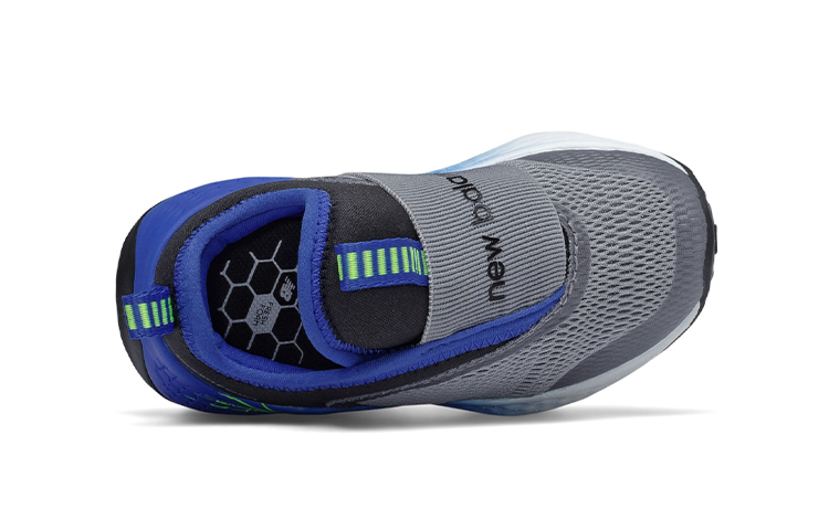 Lookbook 幼童 New Balance Fresh Foam Fast v2 灰色