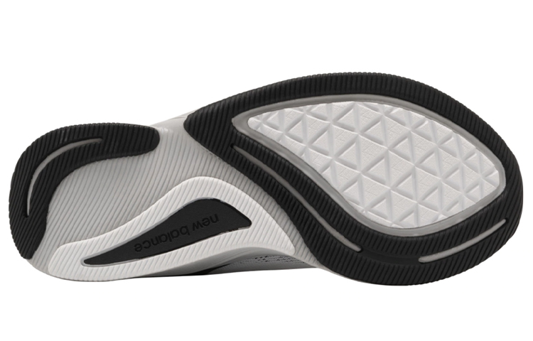 Purchase (TD) ニューバランス FuelCell Prism 'ホワイト' GEFCPZSC