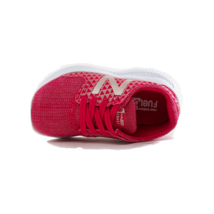 Shop (TD) New Balance FuelCore Coast V3 K Schoenen Roze/Rood KACSTMVI