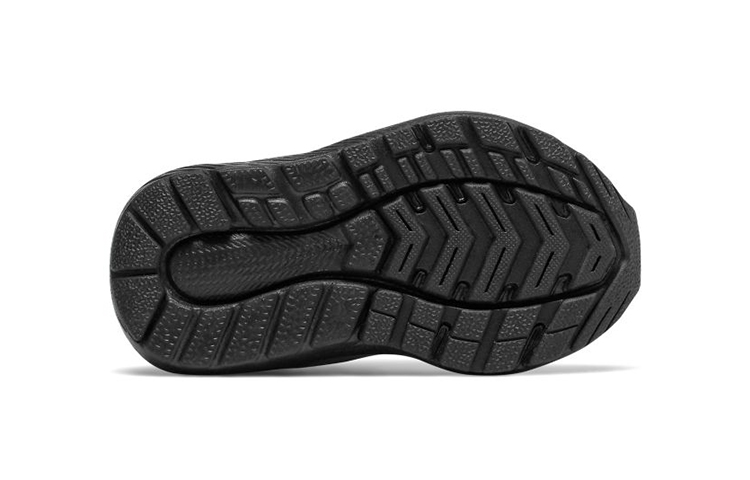 Shop 婴童 New Balance FuelCore Urge 魔術貼 低筒運動鞋 城堡灰