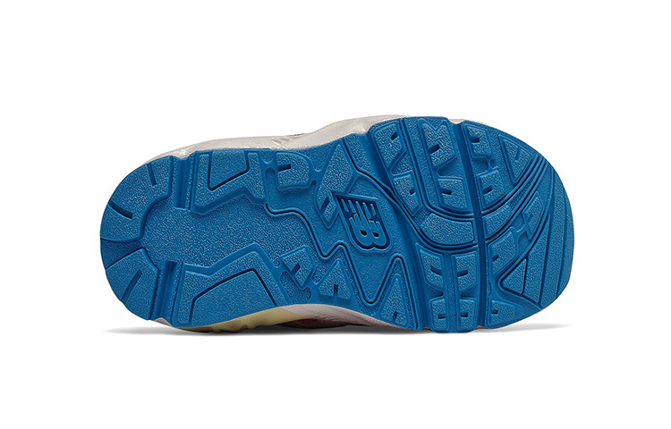 Shop (TD) 新百伦 LIFESTYLE 850 运动鞋 IV850YSA