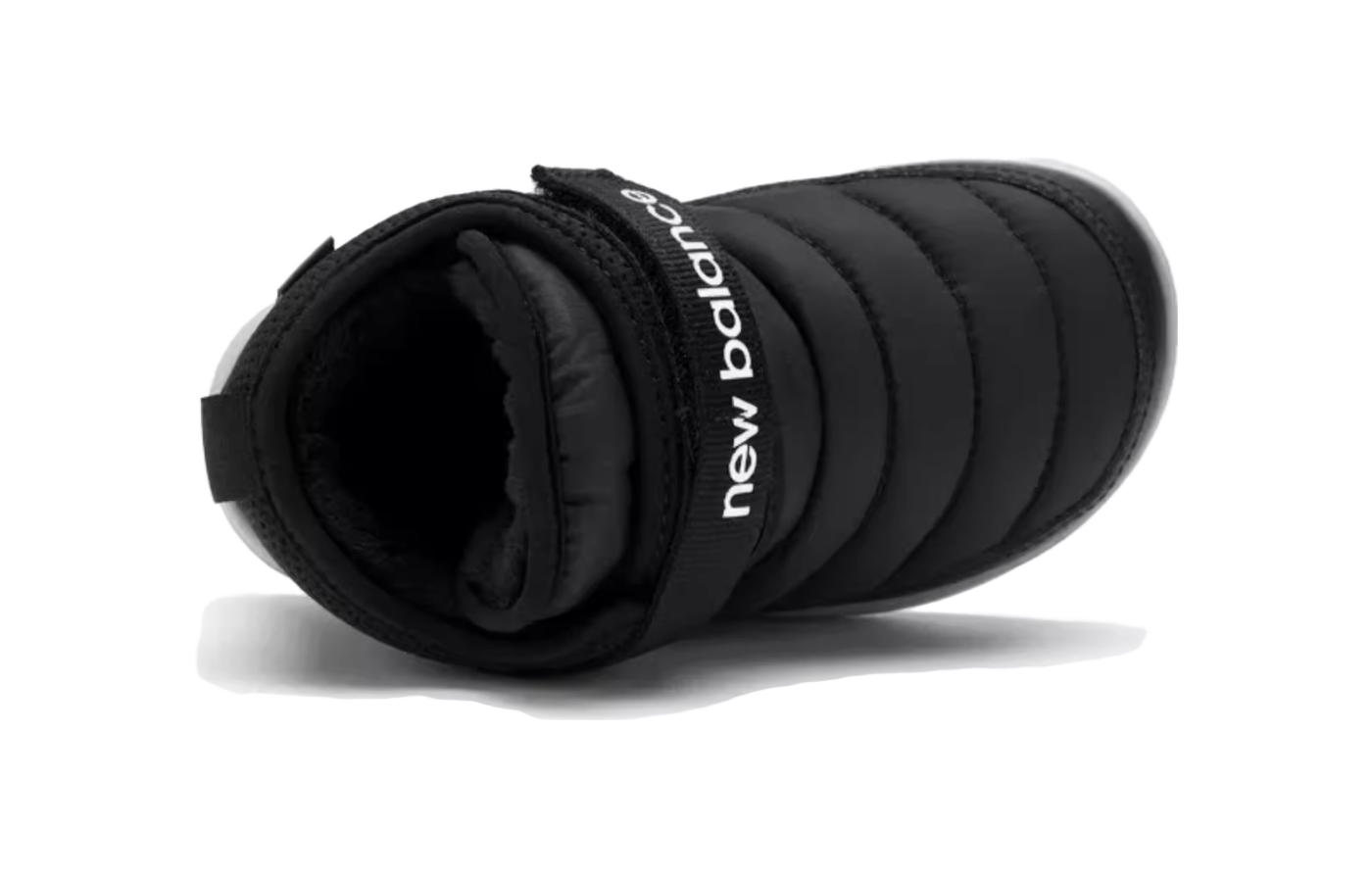Lookbook (TD) Kasut New Balance MMOC 'Hitam Putih' IHMMOCBW