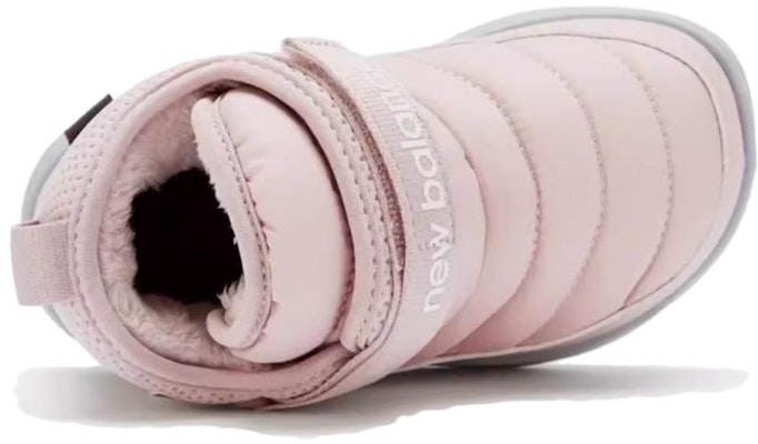 (TD) Sepatu New Balance MMOC 'Pink' IHMMOCPG Lookbook (TD) Sepatu New Balance MMOC 'Pink' IHMMOCPG