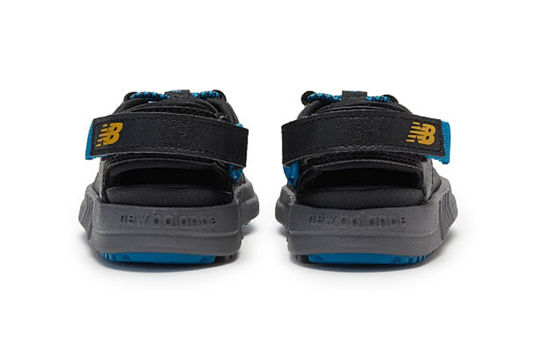 Lookbook (TD) New Balance TTRK 'Negro' Sneakers ITTRKLB1