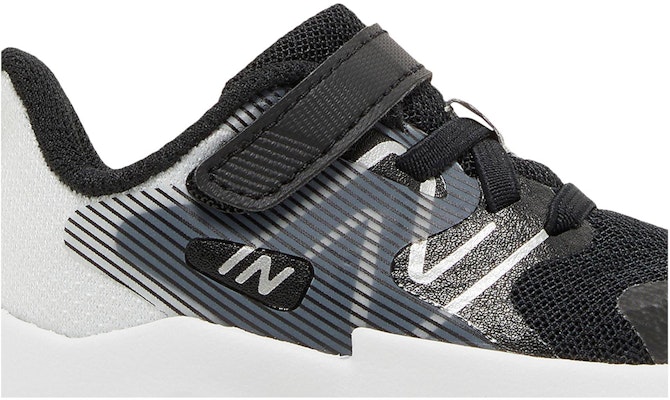 (Infant) New Balance Rave Run v2 Bungee Lace 'Black White' ITRAVBW2 Order (Infant) New Balance Rave Run v2 Bungee Lace 'Black White' ITRAVBW2
