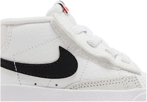 (TD) Nike Blazer Mid '77 'Putih Hitam' DA4088-100 Order (TD) Nike Blazer Mid '77 'Putih Hitam' DA4088-100