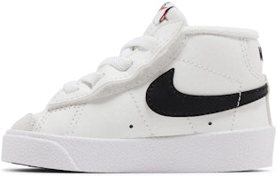 (TD) Nike Blazer Mid '77 'Putih Hitam' DA4088-100 Lookbook (TD) Nike Blazer Mid '77 'Putih Hitam' DA4088-100