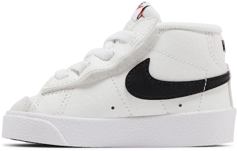 (TD) Nike Blazer Mid '77 'Putih Hitam' DA4088-100 Lookbook (TD) Nike Blazer Mid '77 'Putih Hitam' DA4088-100