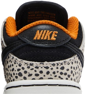 (TD) Nike Dunk Low Pro SB 'Paket Listrik' HF7840-001 Sizing (TD) Nike Dunk Low Pro SB 'Paket Listrik' HF7840-001