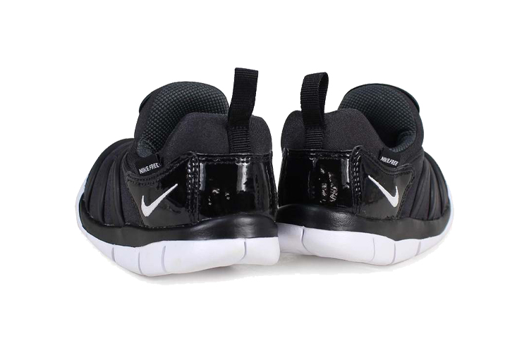Shop (TD) Nike Dynamo Free 'Blanco y Negro' 343938-013