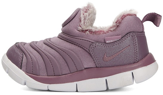 nike-dynamo-free-se-violet-dust-td