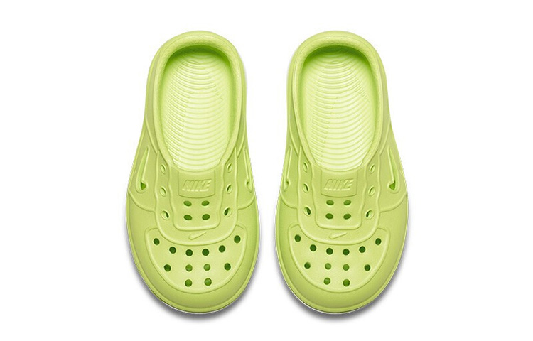 Shop (TD) Nike Foam Force 1 ''Grün'' AQ2442-700