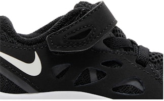 (TD) Nike Free Run 2 'Hitam Putih' DA2692-004 Order (TD) Nike Free Run 2 'Hitam Putih' DA2692-004