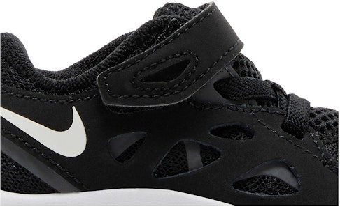 【TD嬰童】Nike Free Run 2 輕便透氣休閒跑步鞋 黑白 Order 【TD嬰童】Nike Free Run 2 輕便透氣休閒跑步鞋 黑白